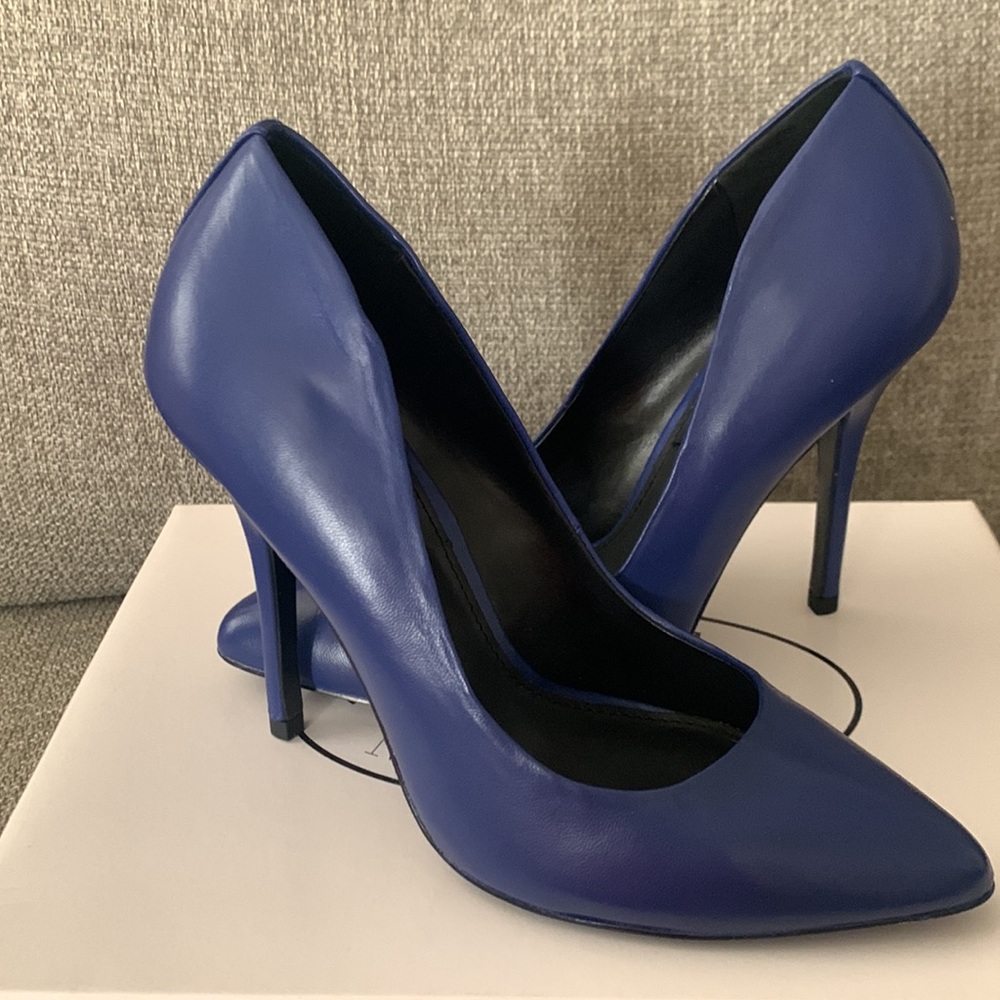 Steve Madden Gallery Pump